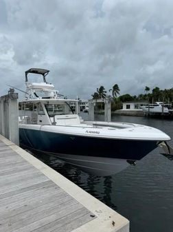 Everglades 435 Center Console image