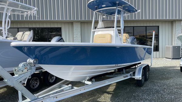 Sportsman Masters 227 Bay Boat