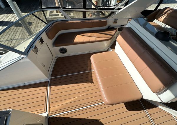 Carver 38 Santego image