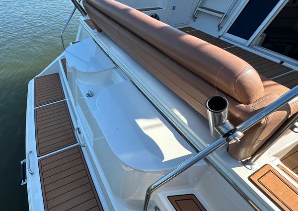 Carver 38 Santego image