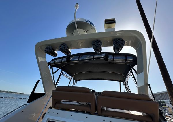 Carver 38 Santego image