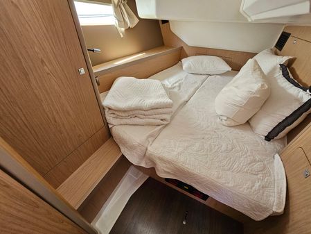 Beneteau Oceanis 45 image