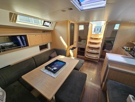 Beneteau Oceanis 45 image