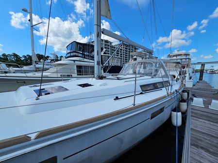 Beneteau Oceanis 45 image