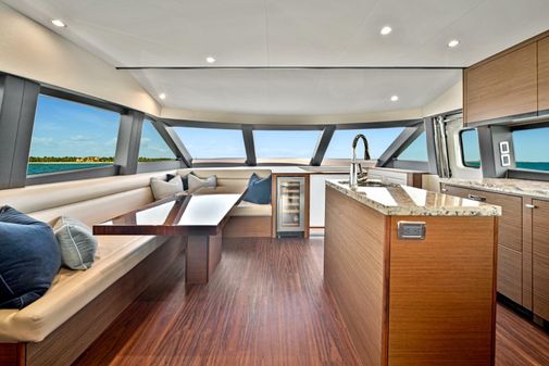 Hatteras 60 Motor Yacht image