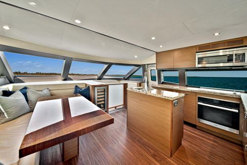 Hatteras 60 Motor Yacht image