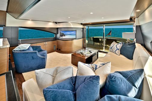 Hatteras 60 Motor Yacht image