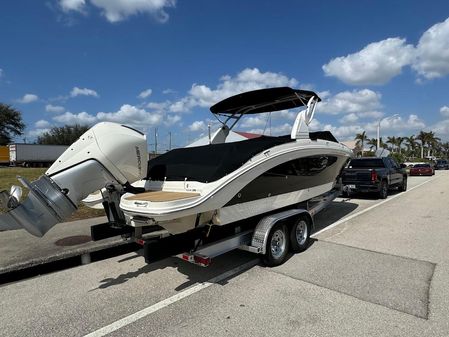 Sea Ray SDX 270 Outboard image