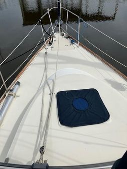 Pearson 37-2 image