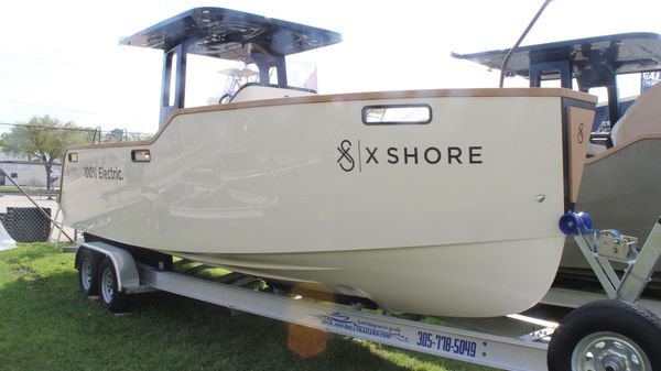X Shore Eelex 8000 
