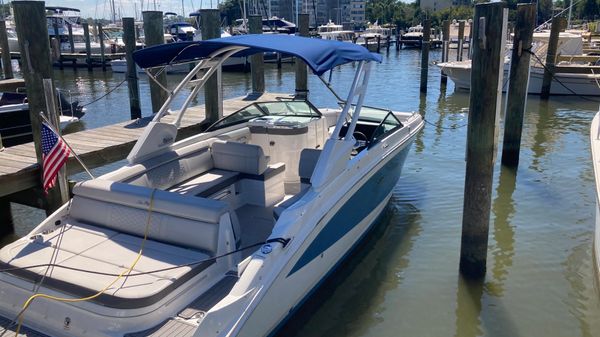 Sea Ray SDX 270