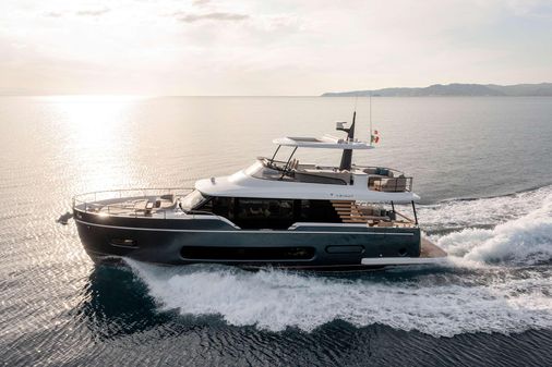 Azimut Magellano 60 image