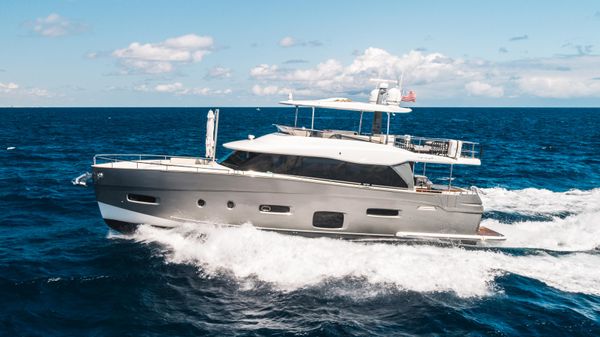 Azimut Magellano 66
