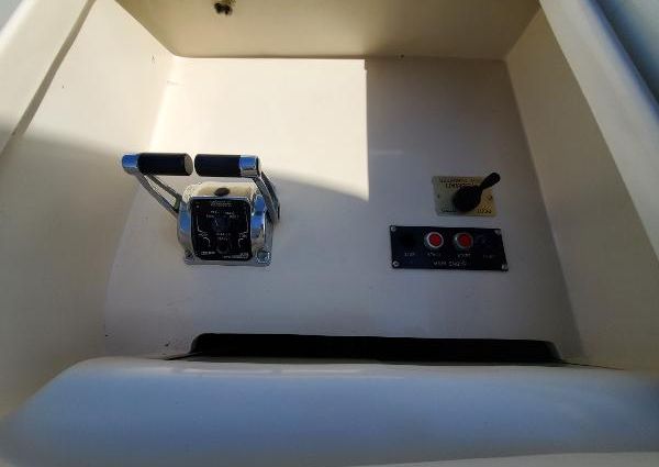 Mckinna 57-PILOTHOUSE image
