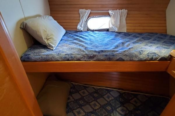 Mckinna 57-PILOTHOUSE image