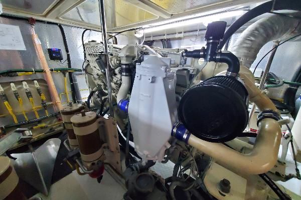 Mckinna 57-PILOTHOUSE image
