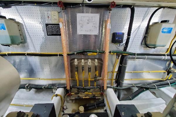Mckinna 57-PILOTHOUSE image
