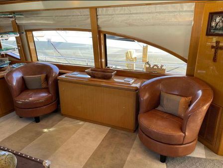 Marquis 720-FLYBRIDGE image