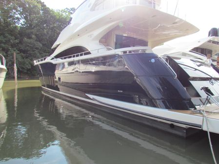 Marquis 720-FLYBRIDGE image