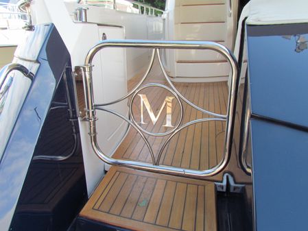 Marquis 720-FLYBRIDGE image