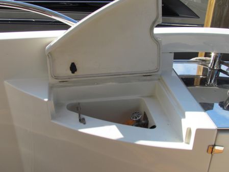 Marquis 720-FLYBRIDGE image