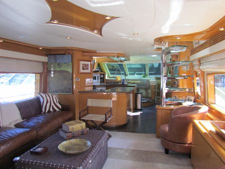 Marquis 720-FLYBRIDGE image