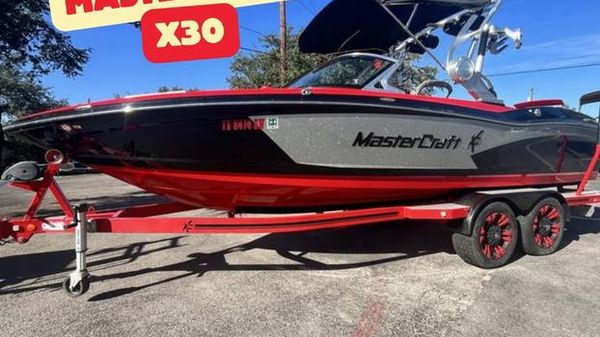 MasterCraft X30 