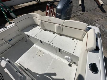 Sea Hunt Ultra 225 image