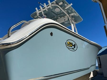 Sea Hunt Ultra 225 image