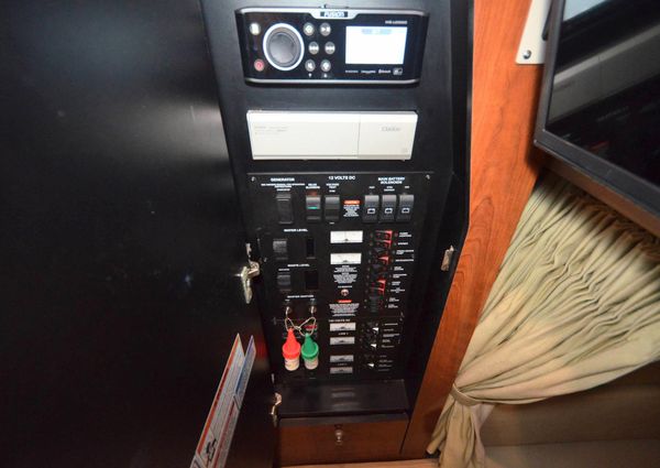 Sea Ray 340 Sundancer image