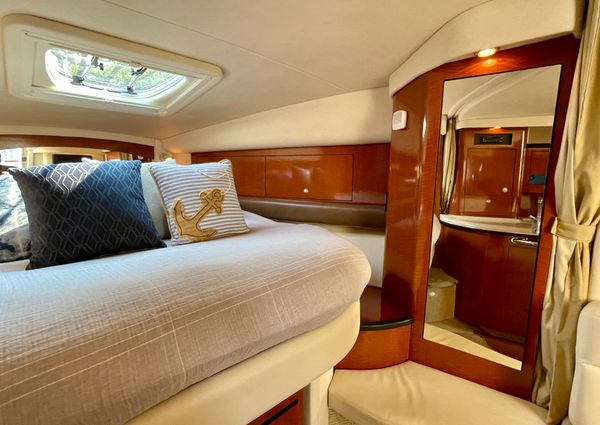 Sea Ray 340 Sundancer image