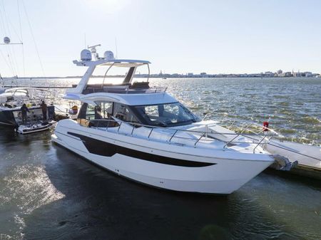 Galeon 500 Fly image