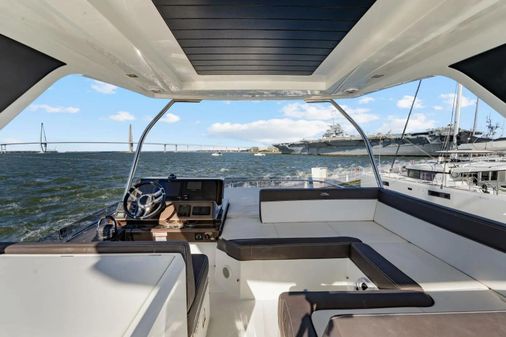 Galeon 500 Fly image