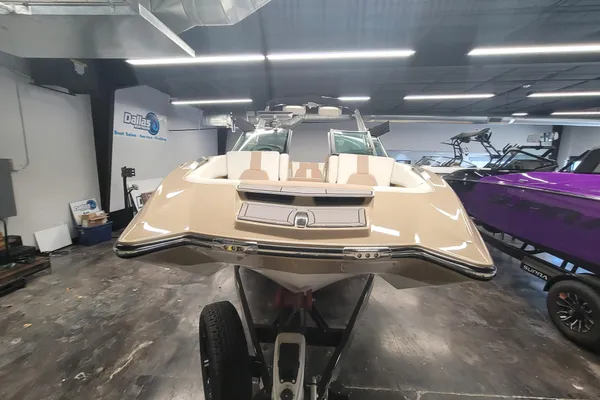 Mastercraft X24 image