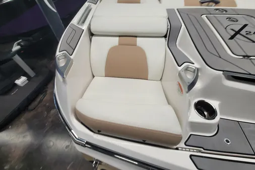 MasterCraft X24 image