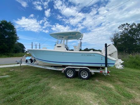 Cobia 240 CC image