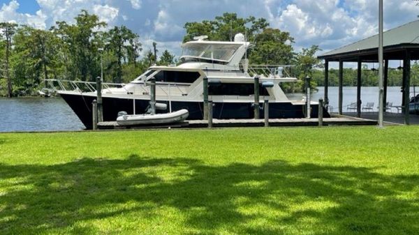 Offshore Yachts Pilothouse