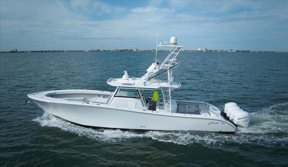 Yellowfin 42 image