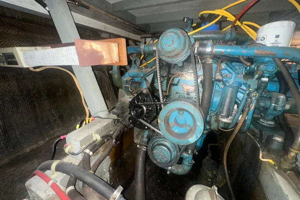 Chris-Craft 42 Commander image