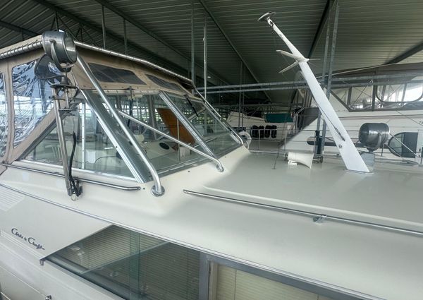 Chris-Craft Commander 42 image