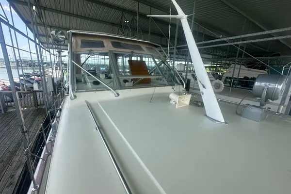 Chris-Craft 42 Commander image