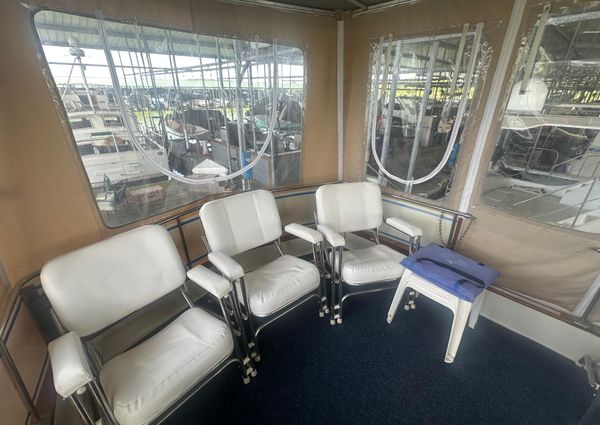 Chris-Craft Commander 42 image