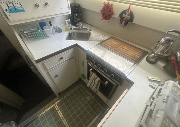 Chris-Craft Commander 42 image