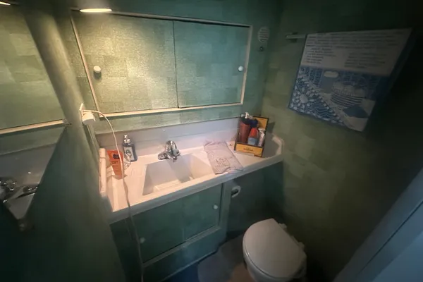 Chris-Craft 42 Commander image