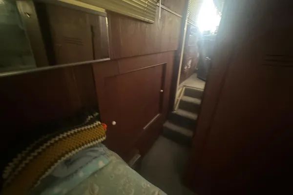 Chris-Craft 42 Commander image