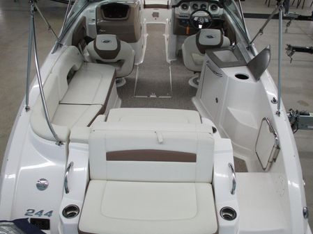 Chaparral 244 Sunesta image
