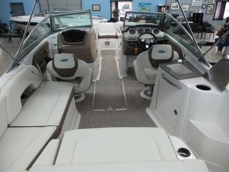 Chaparral 244 Sunesta image