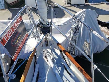 Sloop Bacchant IV 35 image