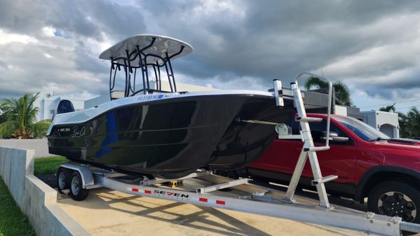 Catamaran 23-CENTER-CONSOLE image