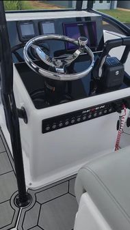 Catamaran 23-CENTER-CONSOLE image